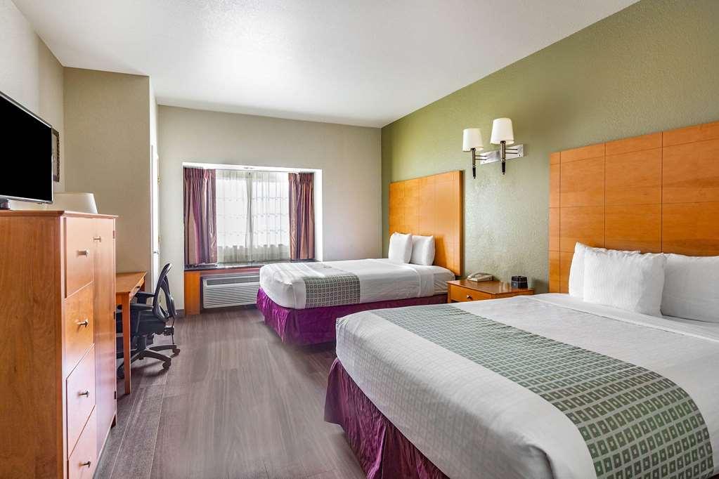 La Quinta By Wyndham Tulare Hotell Rom bilde