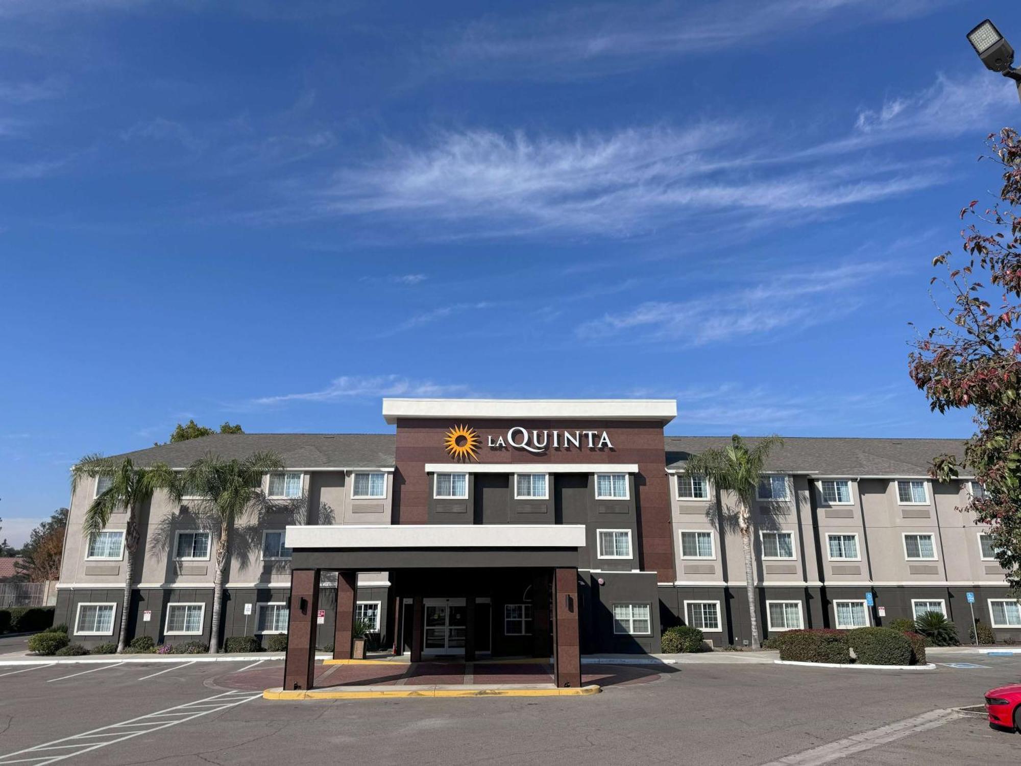 La Quinta By Wyndham Tulare Hotell Eksteriør bilde