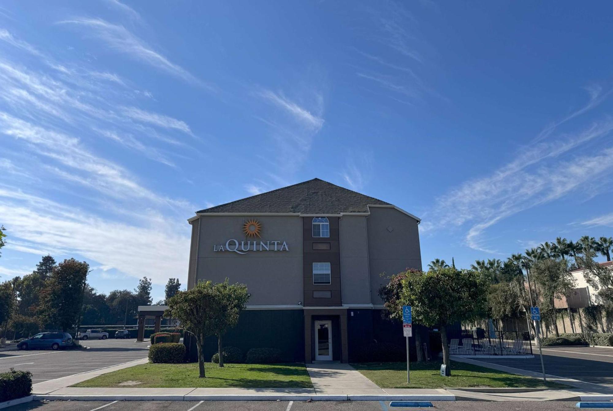 La Quinta By Wyndham Tulare Hotell Eksteriør bilde