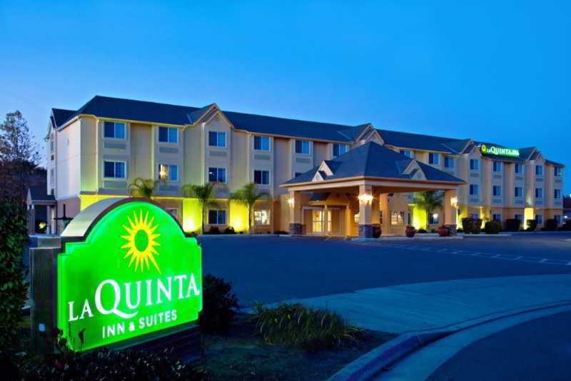 La Quinta By Wyndham Tulare Hotell Eksteriør bilde